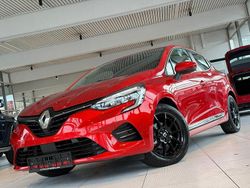 Rot Gebraucht 2020 Renault Clio V Experience Limousine | 10.991 € (Guter Preis)