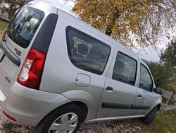 Grau Gebraucht 2009 Dacia Logan MCV Lauréate Kombi | 1.800 € (Superpreis)