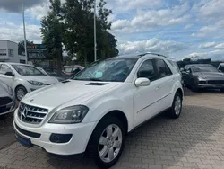 Silber Gebraucht 2005 Mercedes ML320 SUV | 6.800 € (Fairer Preis)