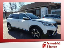 Weiß Gebraucht 2019 Peugeot 5008 Allure Van / Kleinbus | 21.670 € (Etwas zu teuer)