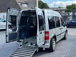 Silber Gebraucht 2008 Ford Tourneo Connect Van / Kleinbus | 9.999 €