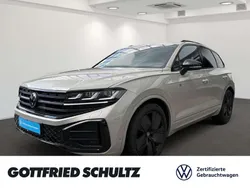 Beige Gebraucht 2024 VW Touareg R-line SUV | 74.000 € (Etwas zu teuer)