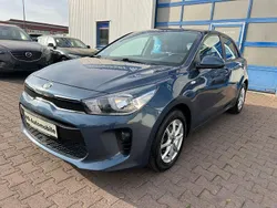 Blau Gebraucht 2017 Kia Rio Edition 7 Limousine | 8.900 € (Fairer Preis)