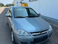 Grau Gebraucht 2006 Opel Corsa Kleinwagen | 2.450 € (Fairer Preis)