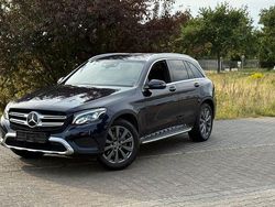 Blau Gebraucht 2019 Mercedes GLC250 AMG SUV | 32.800 € (Fairer Preis)