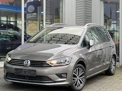 Grau Gebraucht 2016 VW Golf VII Allstar Limousine | 13.500 € (Fairer Preis)