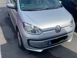 Silber Gebraucht 2015 VW up! move up! Kleinwagen | 5.900 € (Fairer Preis)