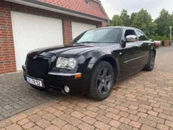 Schwarz Gebraucht 2010 Chrysler 300C Limousine | 4.500 €