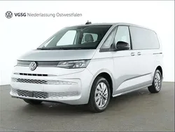 Silber Gebraucht 2024 VW Multivan Life Van / Kleinbus | 52.120 € (Guter Preis)