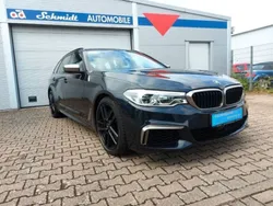 Carbonschwarz metallic (metallic) Gebraucht 2019 BMW M550 Performance Limousine | 39.700 € (Fairer Preis)