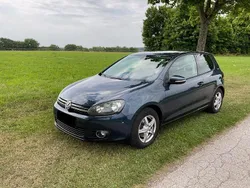 Blau Gebraucht 2011 VW Golf VI Team Limousine | 4.800 € (Guter Preis)