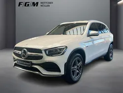 Weiß Gebraucht 2021 Mercedes GLC300e AMG line SUV | 34.490 € (Teuer)