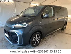 Schwarz Gebraucht 2024 Toyota Proace Verso Kombi | 34.950 € (Guter Preis)