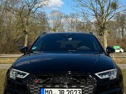 Schwarz Gebraucht 2019 Audi RS3 Sport Limousine | 41.500 €