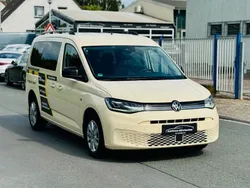Beige Gebraucht 2022 VW Caddy Maxi Life Van / Kleinbus | 27.500 € (Teuer)