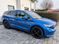 Blau Gebraucht 2021 Skoda Enyaq iV SUV | 22.600 € (Fairer Preis)
