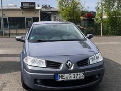 Grau Gebraucht 2007 Renault Mégane Cabriolet Authentique Cabrio | 3.000 € (Fairer Preis)