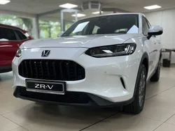 Platinum white pearl Gebraucht 2024 Honda ZR-V Elegance SUV | 39.700 € (Superpreis)
