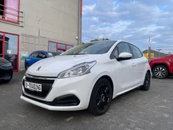 Weiß Gebraucht 2018 Peugeot 208 Active Kleinwagen | 8.888 € (Fairer Preis)
