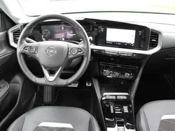 Grün Gebraucht 2022 Opel Mokka-e Ultimate SUV | 26.238 € (Teuer)
