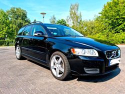 Schwarz Gebraucht 2011 Volvo V50 Kombi | 8.100 € (Teuer)