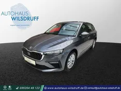 Graphitegrau metallic Neu 2024 Skoda Scala Selection Kleinwagen | 25.890 € (Guter Preis)