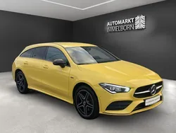 Blau Gebraucht 2021 Mercedes CLA250e AMG Limousine | 25.700 € (Guter Preis)