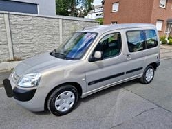 Andere farben Gebraucht 2006 Citroën Berlingo Van / Kleinbus | 4.990 € (Teuer)