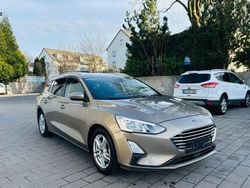 Silber Gebraucht 2019 Ford Focus Cool & Connect Limousine | 12.900 € (Fairer Preis)
