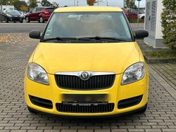 Gelb Gebraucht 2009 Skoda Fabia Kleinwagen | 1.600 € (Fairer Preis)