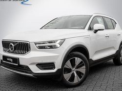 Crystal weiss Gebraucht 2022 Volvo XC40 Inscription SUV | 28.890 € (Superpreis)