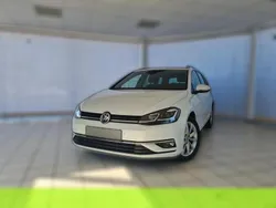 Weiß metallic Gebraucht 2019 VW Golf VII Highline Kombi | 23.130 €