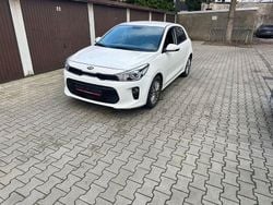 Schwarz Gebraucht 2018 Kia Rio Attract Limousine | 10.100 € (Fairer Preis)