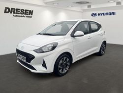 Weiss Gebraucht 2024 Hyundai i10 Trend Kleinwagen | 18.650 € (Fairer Preis)