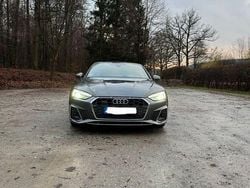 Grau Gebraucht 2020 Audi A5 Sportback S-Line Kleinwagen | 31.000 € (Guter Preis)