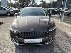 Vignale nocciola metallic (metallic) Gebraucht 2018 Ford Mondeo Vignale Kombi | 19.390 € (Teuer)