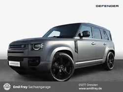 Santorini black Gebraucht 2023 Land Rover Defender SUV | 93.458 € (Superpreis)