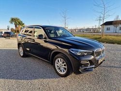 Black sapphire metallic Gebraucht 2022 BMW X5 Sport Line SUV | 50.900 € (Superpreis)