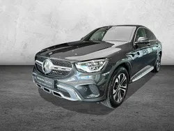 Grau Gebraucht 2022 Mercedes GLC300e Limousine | 47.720 € (Teuer)