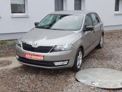 Cappuccinobeige metallic Gebraucht 2015 Skoda Rapid Cool Edition Kombi | 10.990 € (Teuer)