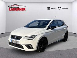 Weiß Gebraucht 2023 Seat Ibiza Black Edition Limousine | 17.930 € (Fairer Preis)
