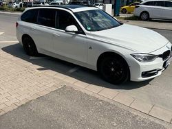 Weiß Gebraucht 2013 BMW 320 Sport Line Kombi | 13.200 € (Fairer Preis)
