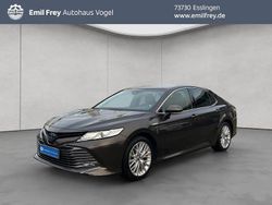 Bronze metallic Gebraucht 2019 Toyota Camry Executive Limousine | 25.490 € (Guter Preis)