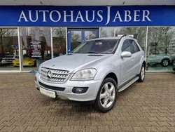Silber Gebraucht 2006 Mercedes ML350 SUV | 21.489 €