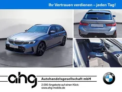 Grau Gebraucht 2024 BMW 330 M Sport Kombi | 43.630 € (Fairer Preis)