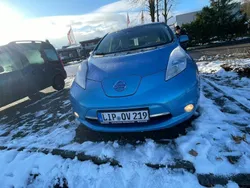 Blau Gebraucht 2013 Nissan Leaf Kleinwagen | 3.600 € (Fairer Preis)