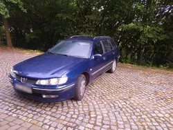 Blau Gebraucht 1999 Peugeot 406 Kombi | 1.500 €