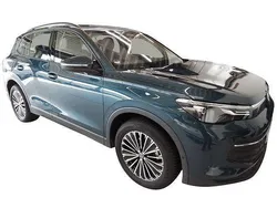 Nightshade blue (metallic) Gebraucht 2024 VW Tiguan Life SUV | 37.480 € (Etwas zu teuer)
