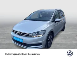 Ivory silver metallic Gebraucht 2024 VW Touran Move Van / Kleinbus | 32.764 € (Guter Preis)