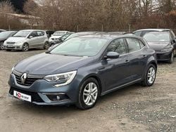 Grau Gebraucht 2016 Renault Mégane IV Experience Limousine | 8.900 € (Guter Preis)